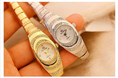 Ladies Gold Watch Diamond Wristwatch Female Fashion Bracelet Watches W