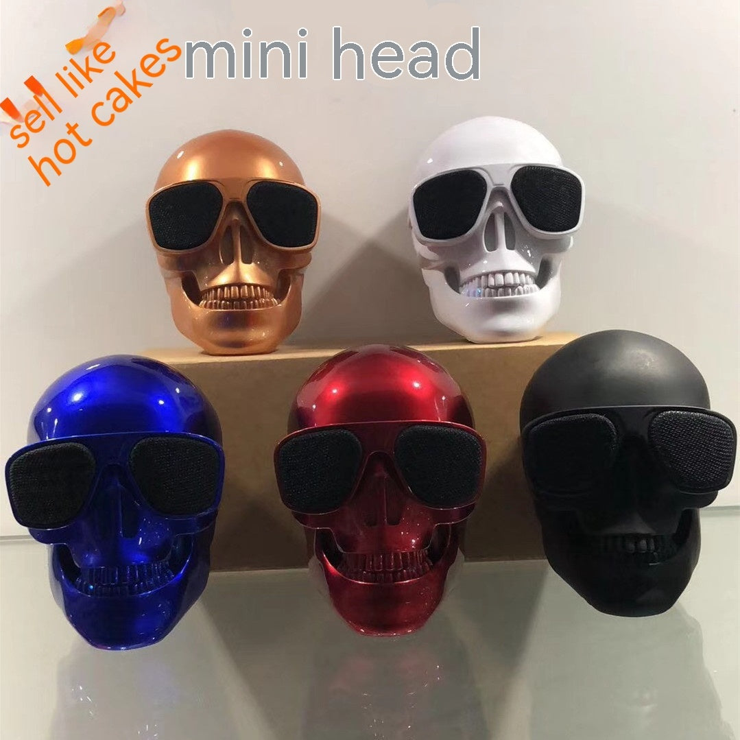 Small Skull Wireless Bluetooth Speaker Outdoors Convenient Cartoon