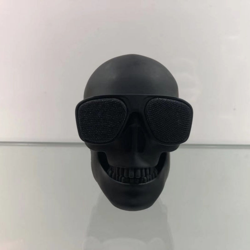 Small Skull Wireless Bluetooth Speaker Outdoors Convenient Cartoon