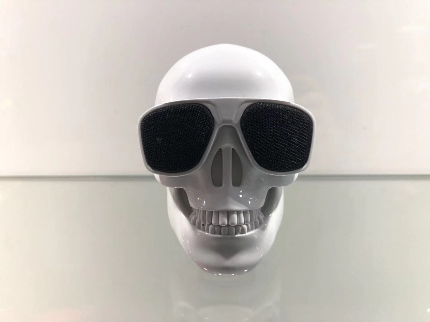 Small Skull Wireless Bluetooth Speaker Outdoors Convenient Cartoon